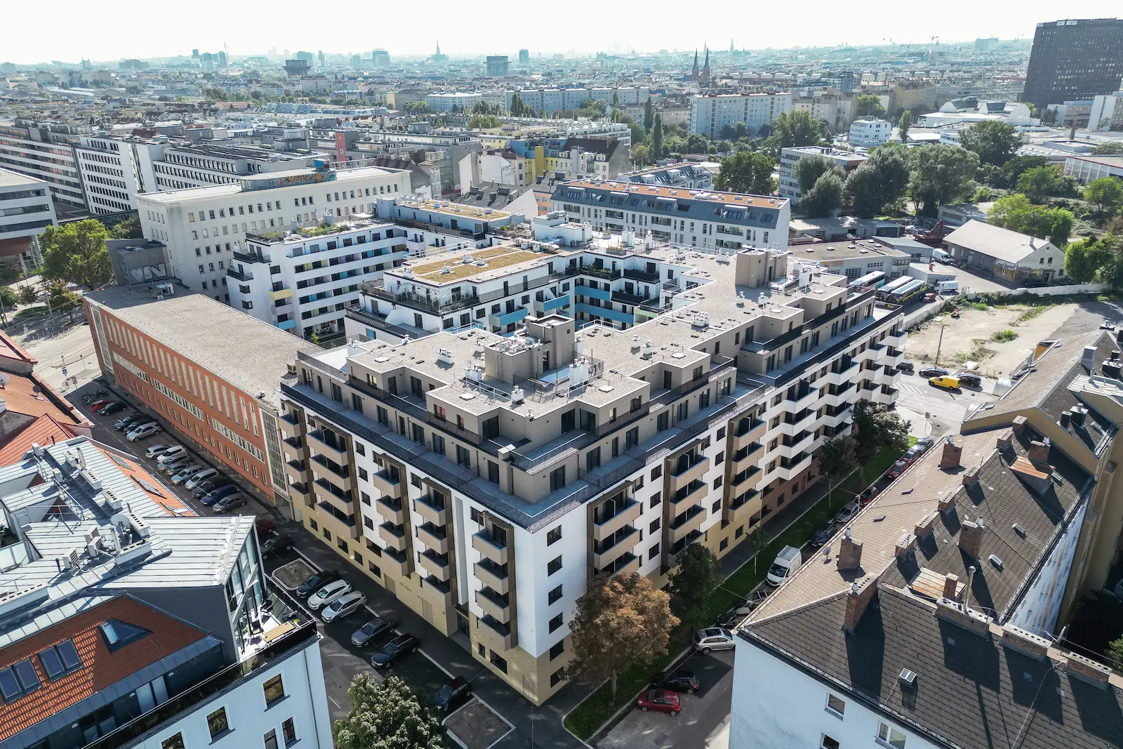 1749021223-dresdnerstr_web-3