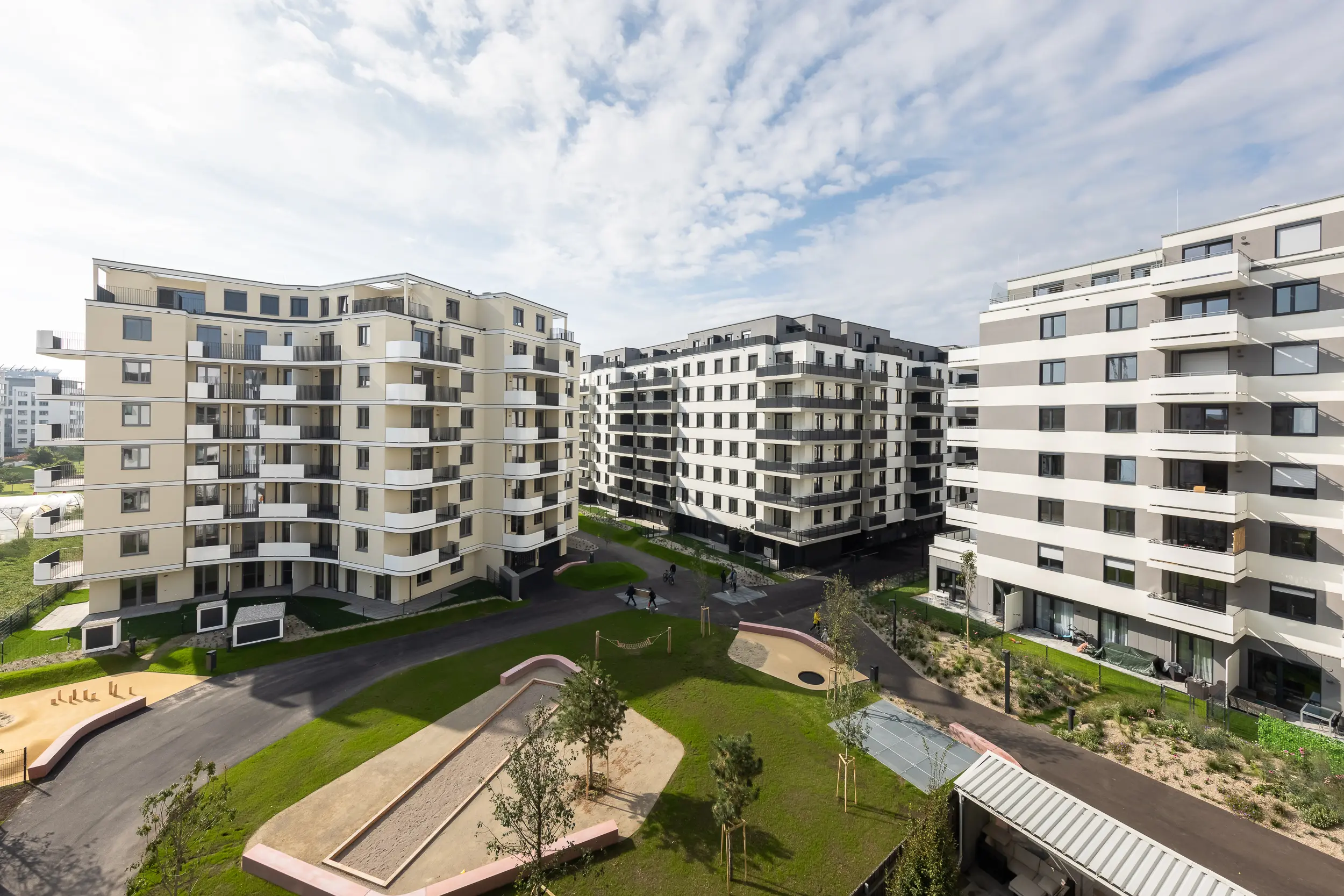 1748954957-donaufelder_web-4