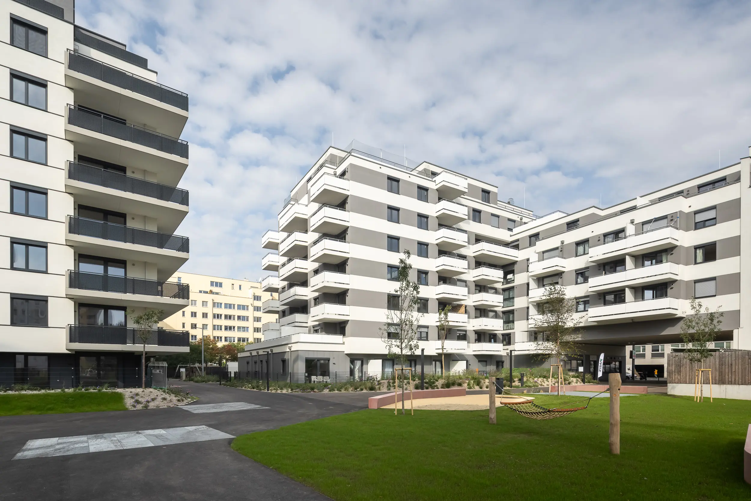 1748954957-donaufelder_web-7