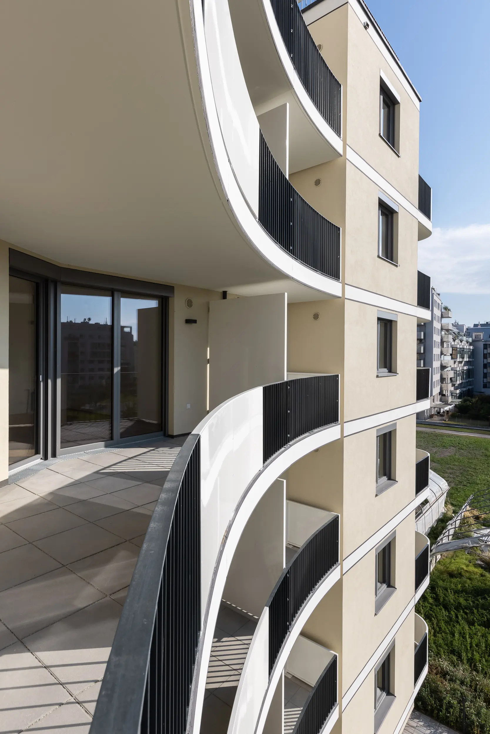 1748954958-donaufelder_web-13