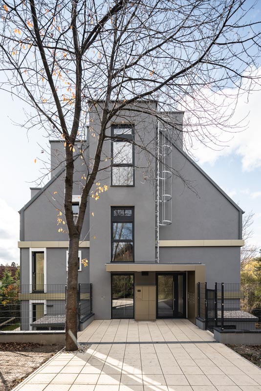 1738079521-krottenbach_web-8