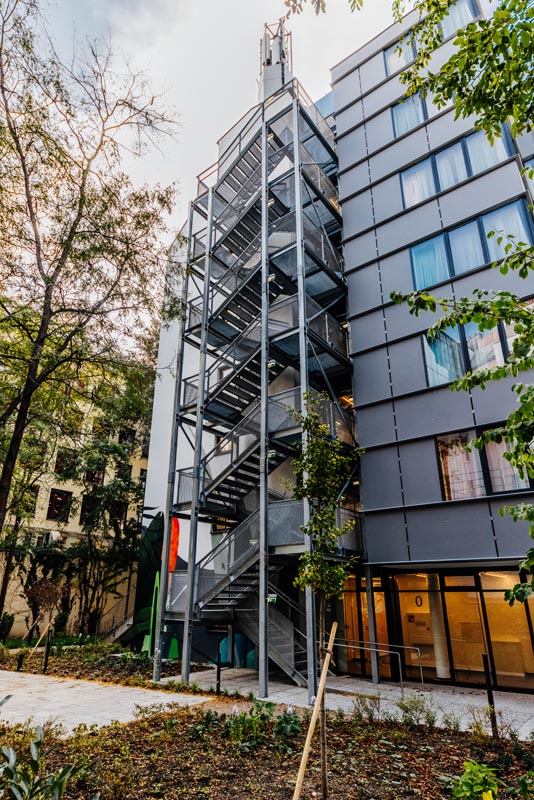 1730888693-home4students-gro-aussen-13