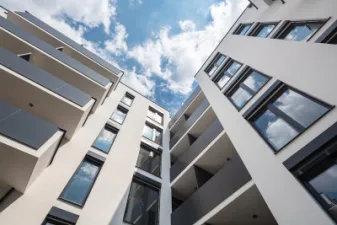 1629952486-pfeiffe-06